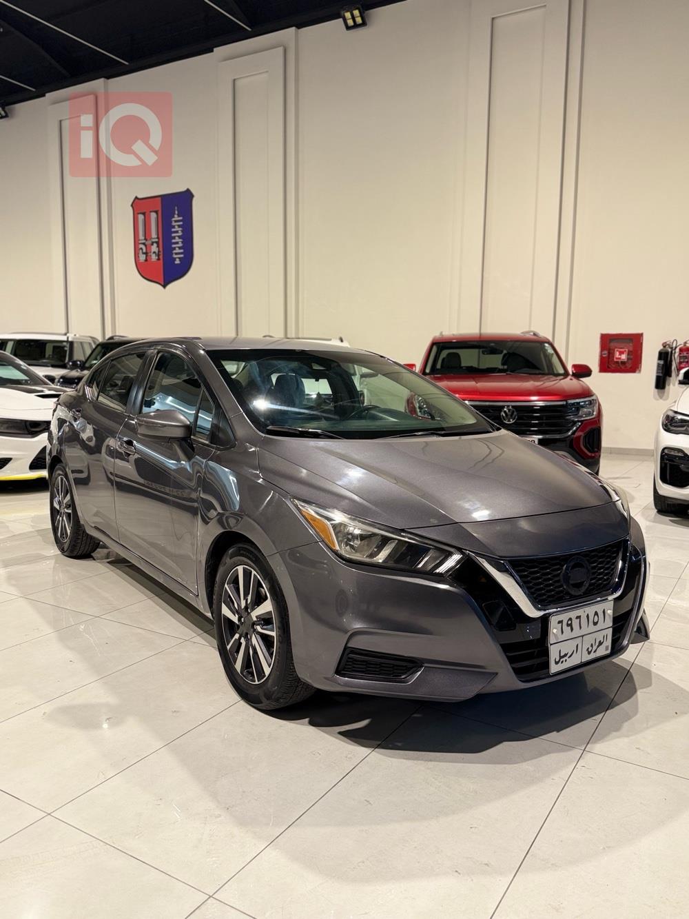 نيسان فيرسا